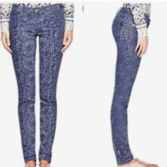 Tory Burch Denim - Like New Tory Burch IVY Super Skinny Blue and White Floral Print Jeans 25